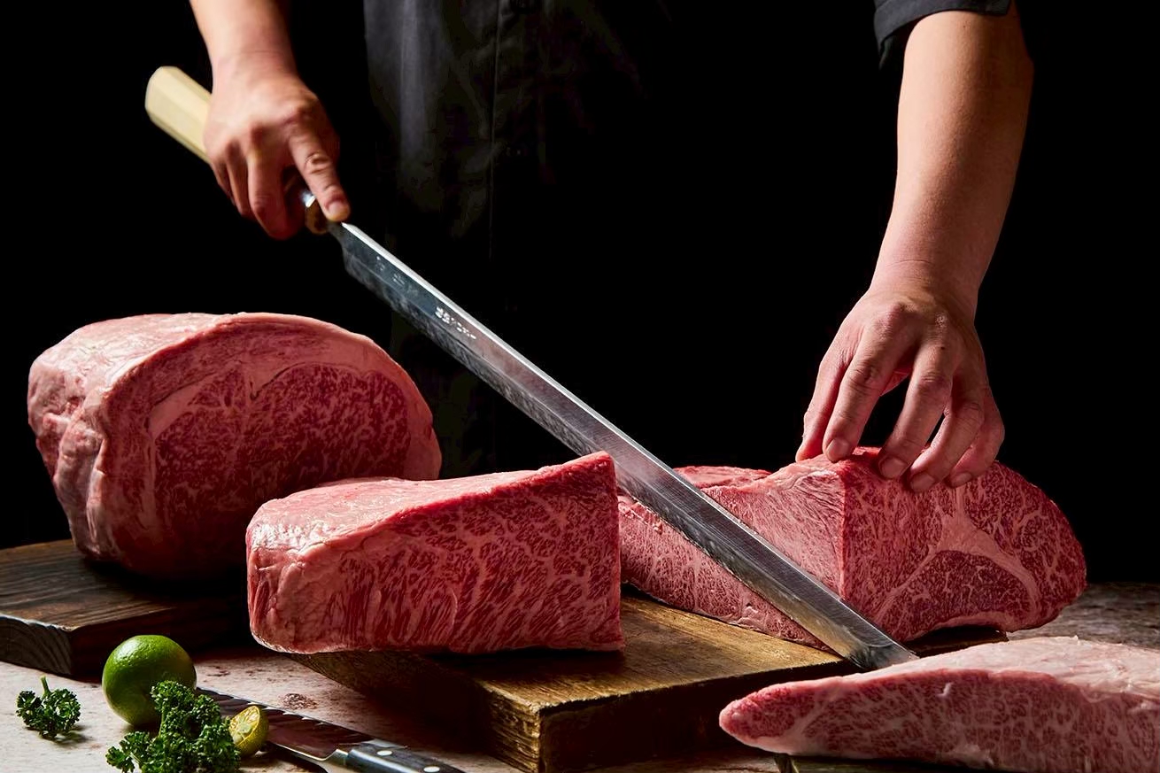 【2026台中燒肉推薦】10間必吃燒肉餐廳！不用排隊也能吃到日本佐賀牛！